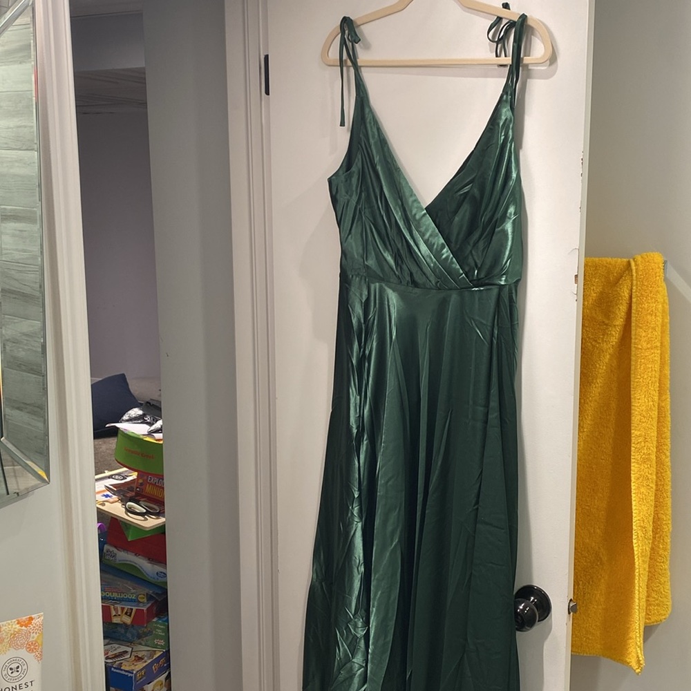 Elegant Green Satin Dress